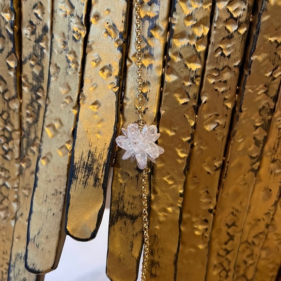 Kate Spade NY never worn gold necklace with 6 clear charms - Picture 2 of 6